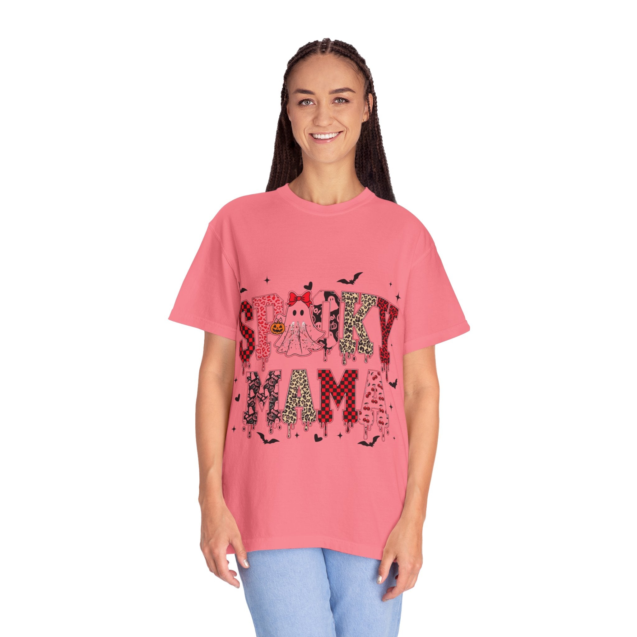 Spooky Mama Halloween T-Shirt, Unisex Halloween Shirt, Cute Ghost Tee, Fall Fashion, Casual Wear, Gift for Moms