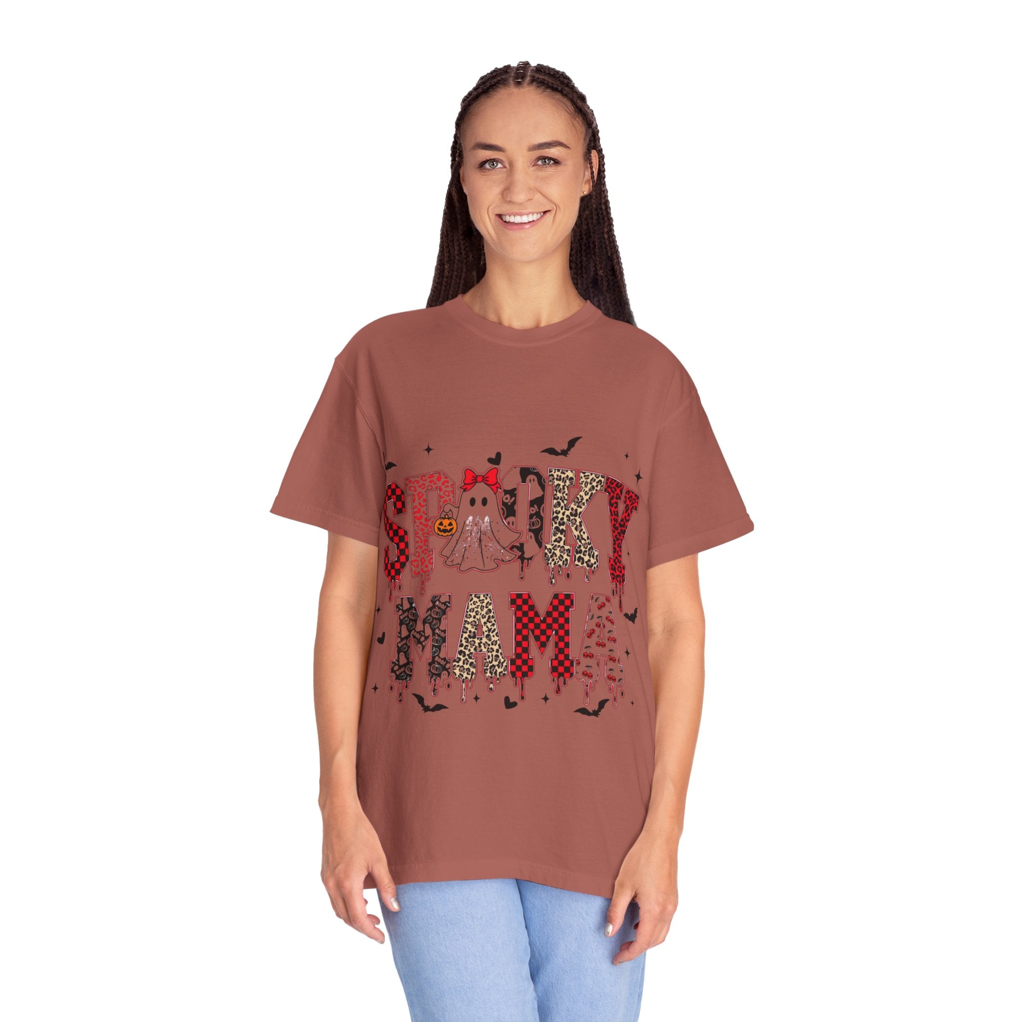 Spooky Mama Halloween T-Shirt, Unisex Halloween Shirt, Cute Ghost Tee, Fall Fashion, Casual Wear, Gift for Moms