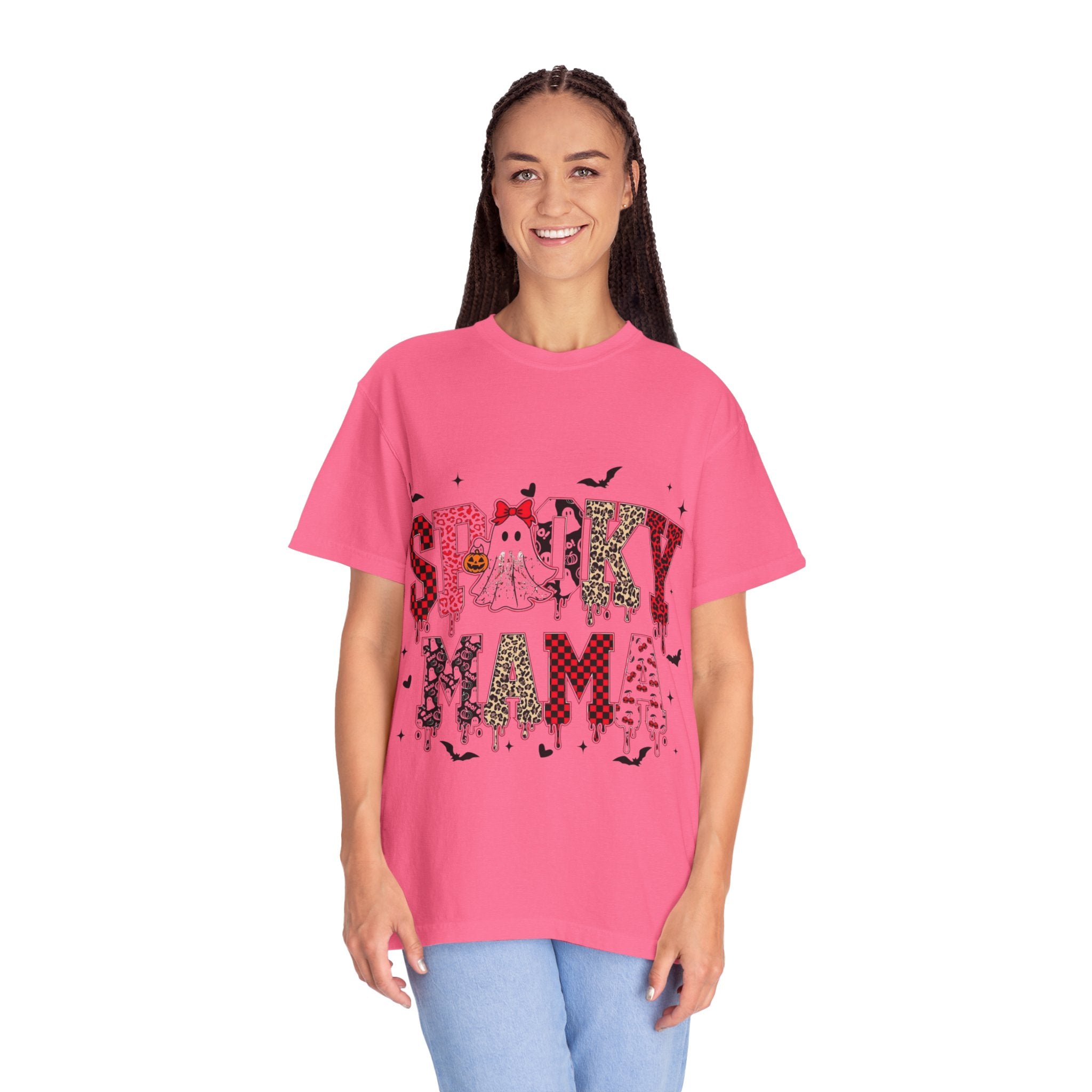 Spooky Mama Halloween T-Shirt, Unisex Halloween Shirt, Cute Ghost Tee, Fall Fashion, Casual Wear, Gift for Moms