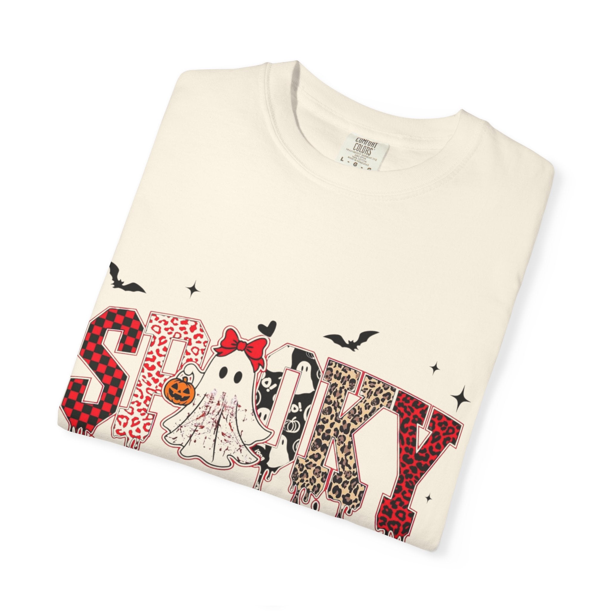 Spooky Mama Halloween T-Shirt, Unisex Halloween Shirt, Cute Ghost Tee, Fall Fashion, Casual Wear, Gift for Moms