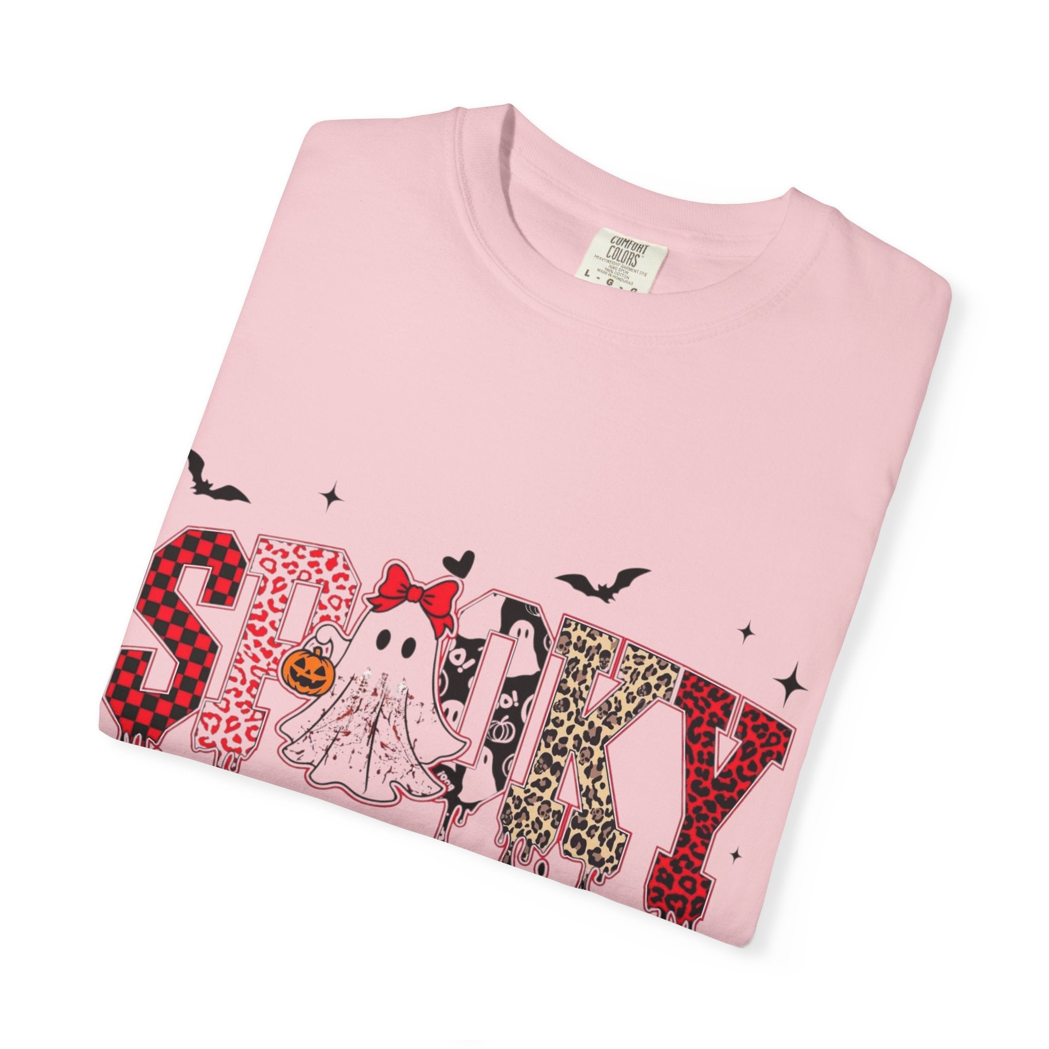Spooky Mama Halloween T-Shirt, Unisex Halloween Shirt, Cute Ghost Tee, Fall Fashion, Casual Wear, Gift for Moms