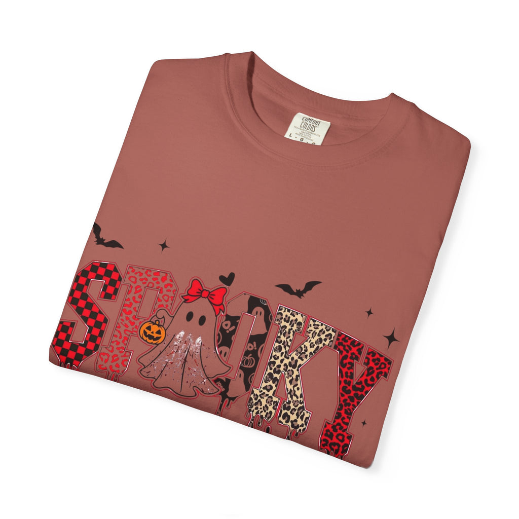 Spooky Mama Halloween T-Shirt, Unisex Halloween Shirt, Cute Ghost Tee, Fall Fashion, Casual Wear, Gift for Moms
